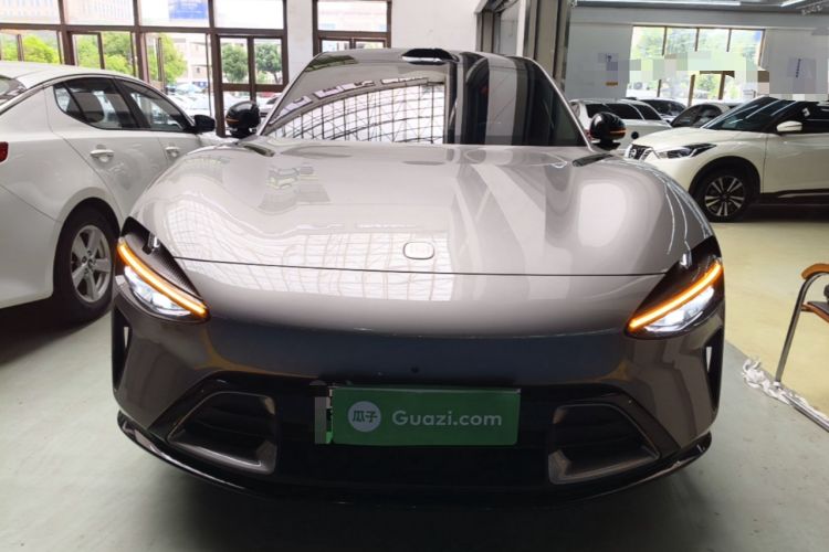 Used Xiaomi Auto YU7 2025 Ultra-Long Range All-Wheel Drive Pro Version Front