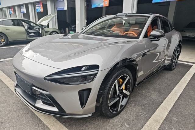 Used Xiaomi Auto YU7 2025 Ultra-Long Range High-Performance All-Wheel-Drive Max Edition