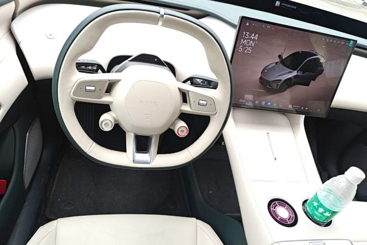 Used Xiaomi Auto YU7 2025 Ultra-Long Range Rear-Wheel Drive Version Gear Lever