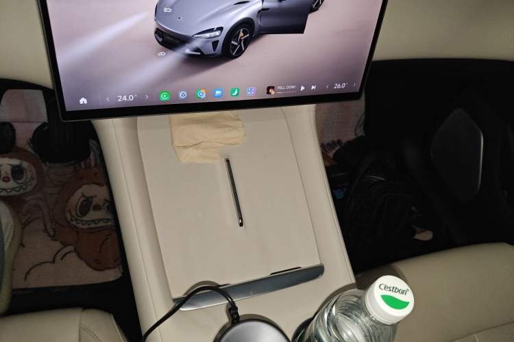 Used Xiaomi Auto YU7 2025 Ultra-Long Range All-Wheel Drive Pro Version Gear Lever