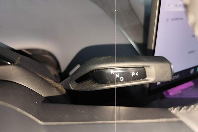 Used Xiaomi Auto YU7 2025 Ultra-Long Range All-Wheel Drive Pro Version Gear Lever