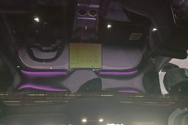 Used Xiaomi Auto YU7 2025 Ultra-Long Range Rear-Wheel Drive Version Headliner