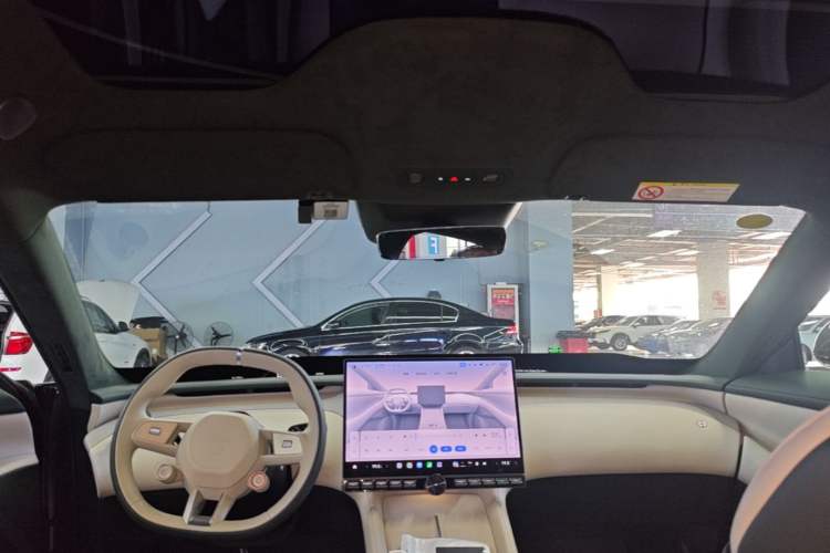 Used Xiaomi Auto YU7 2025 Ultra-Long Range High-Performance All-Wheel-Drive Max Edition Headliner