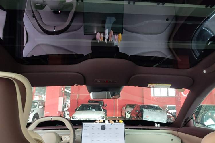 Used Xiaomi Auto YU7 2025 Ultra-Long Range Rear-Wheel Drive Version Headliner