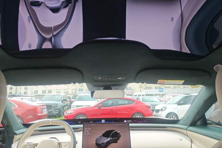 Used Xiaomi Auto YU7 2025 Ultra-Long Range High-Performance All-Wheel-Drive Max Edition Headliner