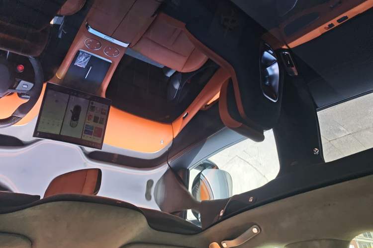 Used Xiaomi Auto YU7 2025 Ultra-Long Range High-Performance All-Wheel-Drive Max Edition Headliner