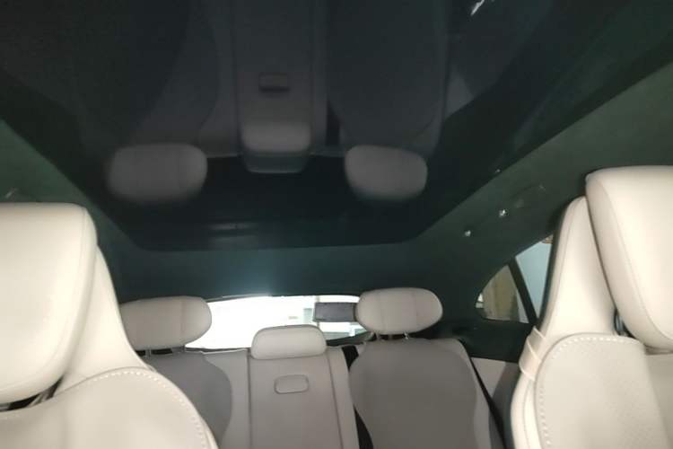 Used Xiaomi Auto YU7 2025 Ultra-Long Range All-Wheel Drive Pro Version Headliner