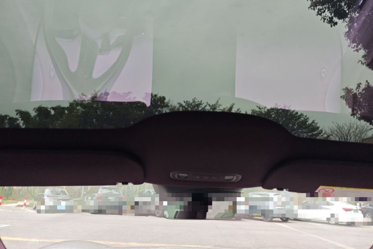 Used Xiaomi Auto YU7 2025 Ultra-Long Range Rear-Wheel Drive Version Headliner