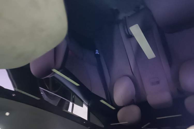 Used Xiaomi Auto YU7 2025 Ultra-Long Range High-Performance All-Wheel-Drive Max Edition Headliner