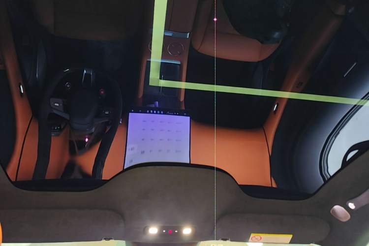 Used Xiaomi Auto YU7 2025 Ultra-Long Range High-Performance All-Wheel-Drive Max Edition Headliner