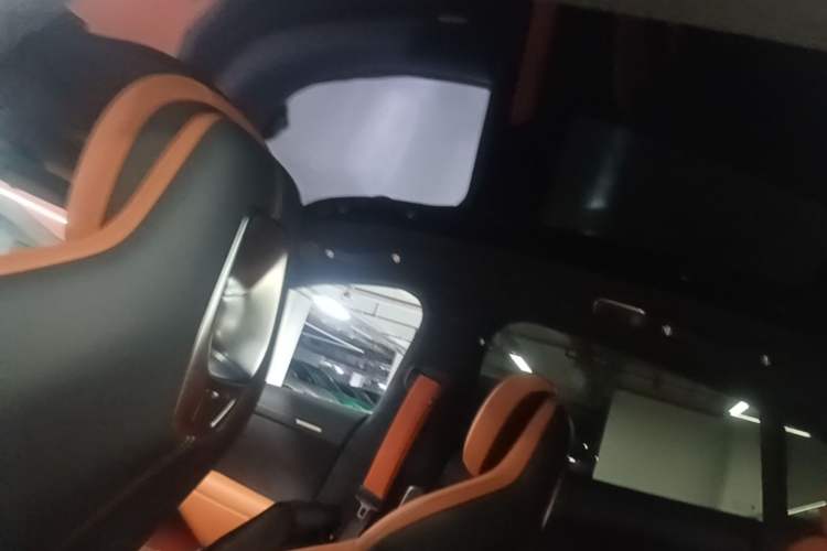 Used Xiaomi Auto YU7 2025 Ultra-Long Range High-Performance All-Wheel-Drive Max Edition Headliner