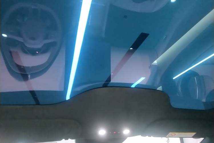 Used Xiaomi Auto YU7 2025 Ultra-Long Range High-Performance All-Wheel-Drive Max Edition Headliner