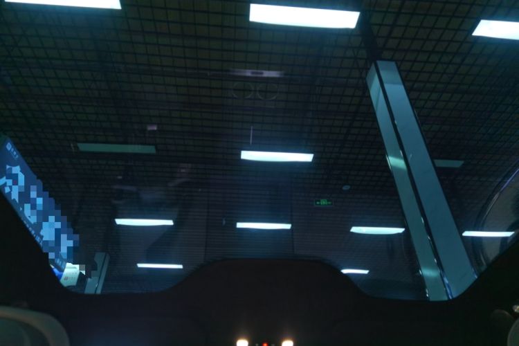 Used Xiaomi Auto YU7 2025 Ultra-Long Range High-Performance All-Wheel-Drive Max Edition Headliner