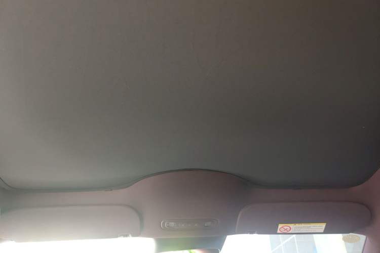 Used Xiaomi Auto YU7 2025 Ultra-Long Range Rear-Wheel Drive Version Headliner