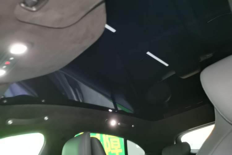 Used Xiaomi Auto YU7 2025 Ultra-Long Range High-Performance All-Wheel-Drive Max Edition Headliner