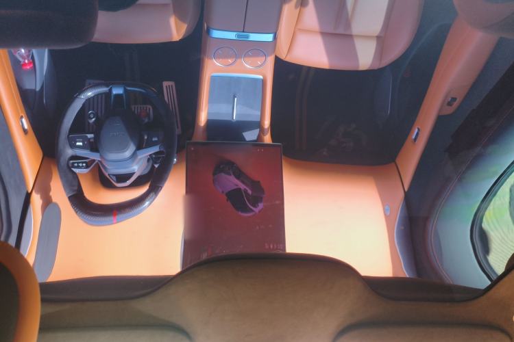 Used Xiaomi Auto YU7 2025 Ultra-Long Range High-Performance All-Wheel-Drive Max Edition Headliner