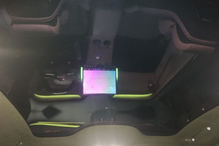 Used Xiaomi Auto YU7 2025 Ultra-Long Range High-Performance All-Wheel-Drive Max Edition Headliner
