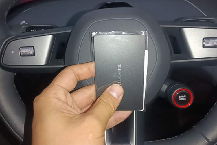 Used Xiaomi Auto YU7 2025 Ultra-Long Range High-Performance All-Wheel-Drive Max Edition Interior 1