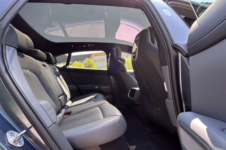 Used Xiaomi Auto YU7 2025 Ultra-Long Range Rear-Wheel Drive Version Interior 1