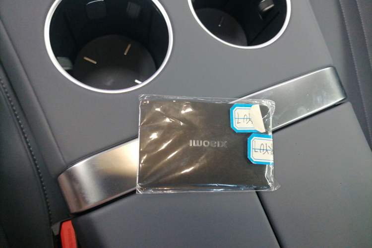 Used Xiaomi Auto YU7 2025 Ultra-Long Range High-Performance All-Wheel-Drive Max Edition Interior 1