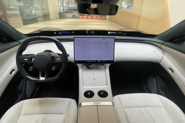 Used Xiaomi Auto YU7 2025 Ultra-Long Range High-Performance All-Wheel-Drive Max Edition Interior 10