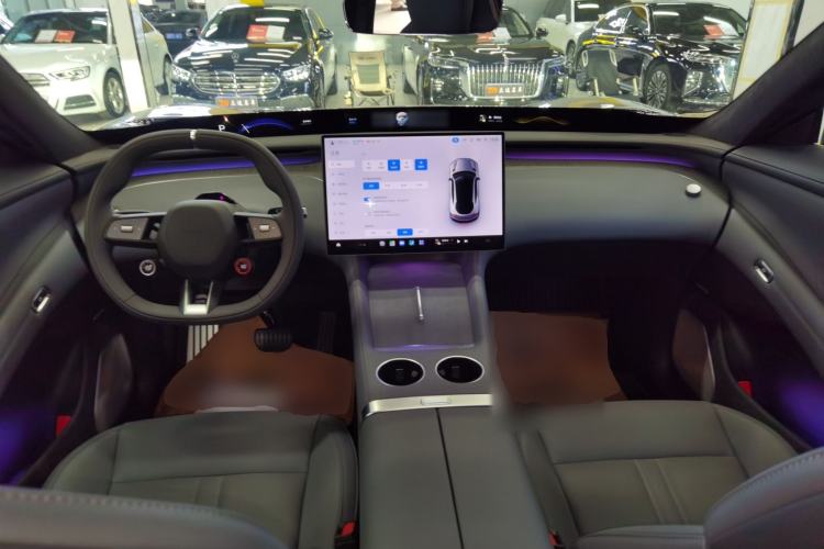 Used Xiaomi Auto YU7 2025 Ultra-Long Range High-Performance All-Wheel-Drive Max Edition Interior 2