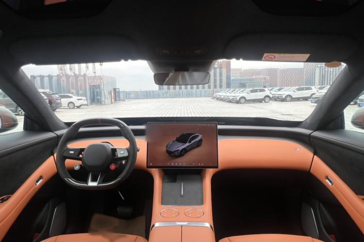 Used Xiaomi Auto YU7 2025 Ultra-Long Range High-Performance All-Wheel-Drive Max Edition Interior 2