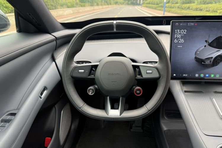 Used Xiaomi Auto YU7 2025 Ultra-Long Range Rear-Wheel Drive Version Interior 3