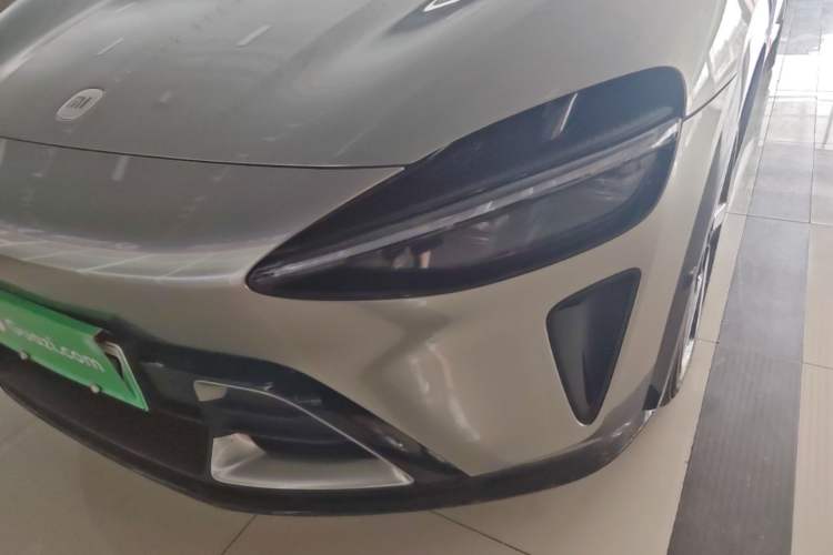 Used Xiaomi Auto YU7 2025 Ultra-Long Range All-Wheel Drive Pro Version Left Front Headlight
