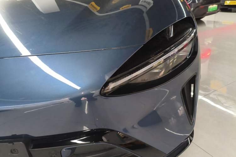 Used Xiaomi Auto YU7 2025 Ultra-Long Range High-Performance All-Wheel-Drive Max Edition Left Front Headlight