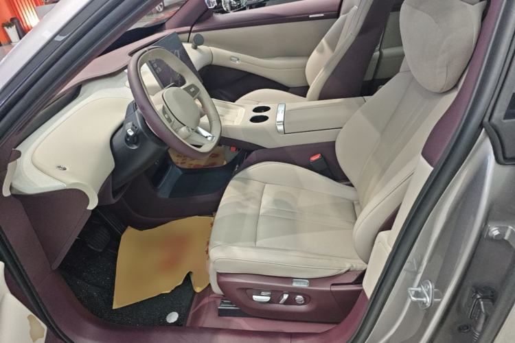 Used Xiaomi Auto YU7 2025 Ultra-Long Range Rear-Wheel Drive Version Left Front Seat