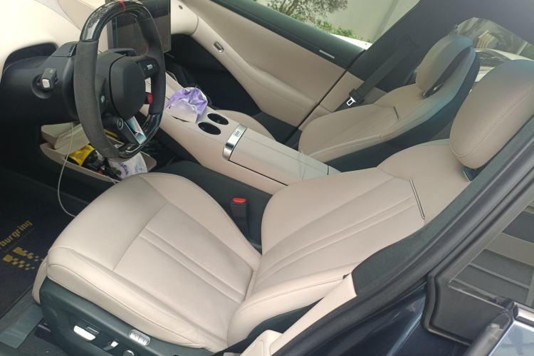 Used Xiaomi Auto YU7 2025 Ultra-Long Range High-Performance All-Wheel-Drive Max Edition Left Front Seat