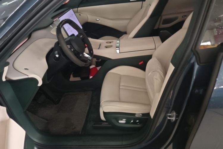 Used Xiaomi Auto YU7 2025 Ultra-Long Range High-Performance All-Wheel-Drive Max Edition Left Front Seat