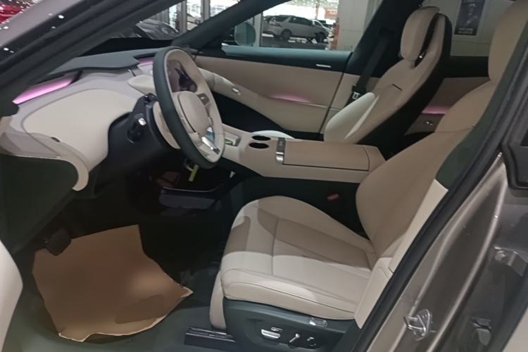 Used Xiaomi Auto YU7 2025 Ultra-Long Range High-Performance All-Wheel-Drive Max Edition Left Front Seat