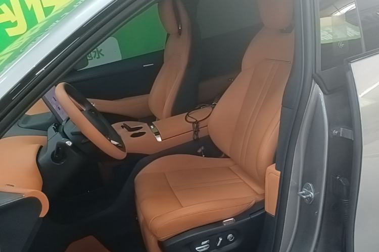 Used Xiaomi Auto YU7 2025 Ultra-Long Range Rear-Wheel Drive Version Left Front Seat