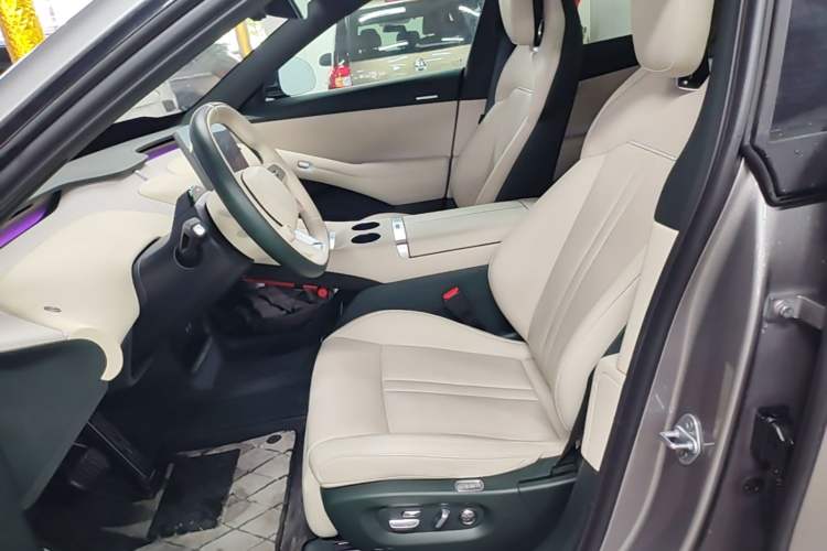 Used Xiaomi Auto YU7 2025 Ultra-Long Range All-Wheel Drive Pro Version Left Front Seat
