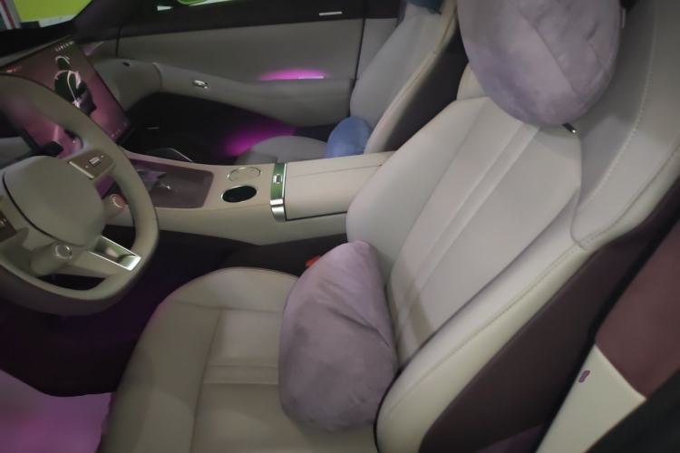 Used Xiaomi Auto YU7 2025 Ultra-Long Range High-Performance All-Wheel-Drive Max Edition Left Front Seat