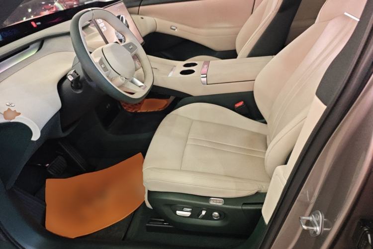 Used Xiaomi Auto YU7 2025 Ultra-Long Range Rear-Wheel Drive Version Left Front Seat