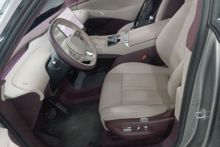 Used Xiaomi Auto YU7 2025 Ultra-Long Range High-Performance All-Wheel-Drive Max Edition Left Front Seat
