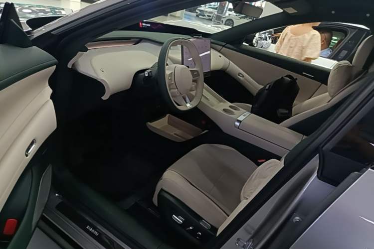 Used Xiaomi Auto YU7 2025 Ultra-Long Range High-Performance All-Wheel-Drive Max Edition Left Front Seat