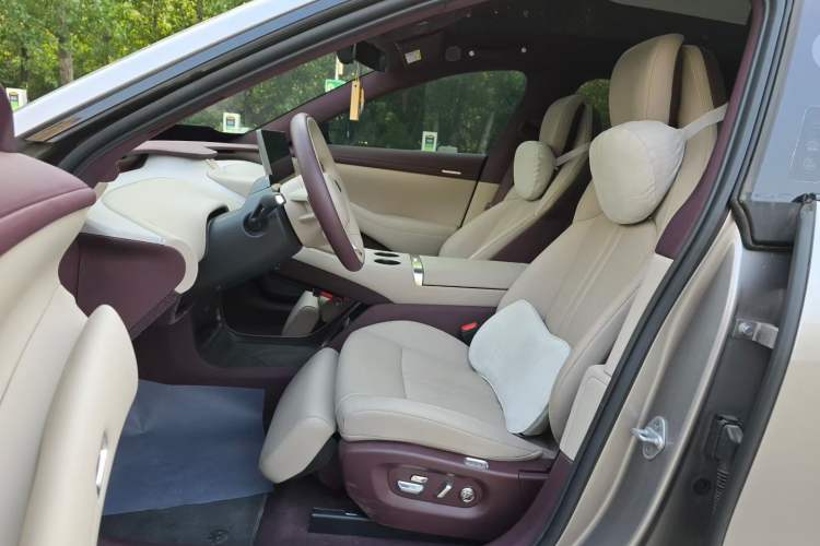 Used Xiaomi Auto YU7 2025 Ultra-Long Range All-Wheel Drive Pro Version Left Front Seat