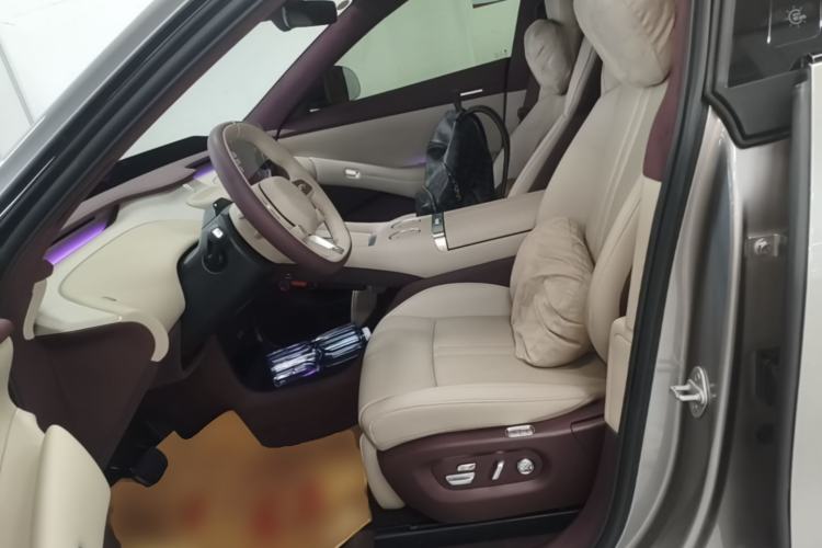 Used Xiaomi Auto YU7 2025 Ultra-Long Range High-Performance All-Wheel-Drive Max Edition Left Front Seat