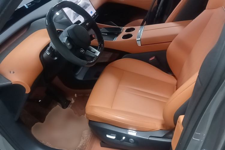 Used Xiaomi Auto YU7 2025 Ultra-Long Range High-Performance All-Wheel-Drive Max Edition Left Front Seat