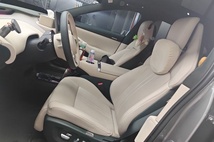 Used Xiaomi Auto YU7 2025 Ultra-Long Range High-Performance All-Wheel-Drive Max Edition Left Front Seat