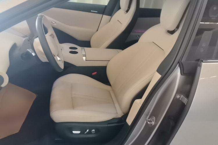 Used Xiaomi Auto YU7 2025 Ultra-Long Range Rear-Wheel Drive Version Left Front Seat