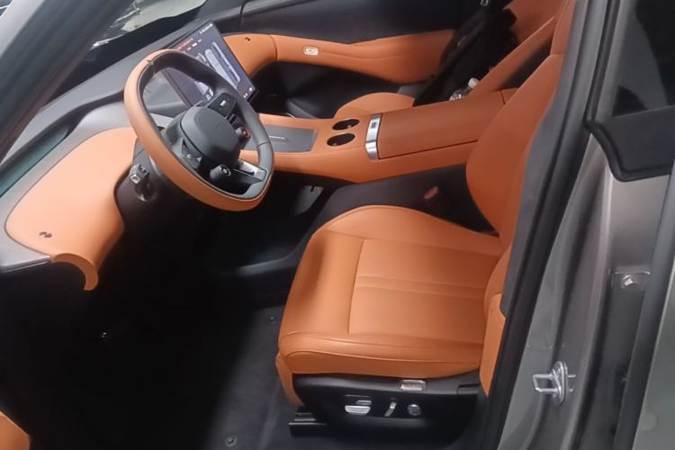 Used Xiaomi Auto YU7 2025 Ultra-Long Range High-Performance All-Wheel-Drive Max Edition Left Front Seat