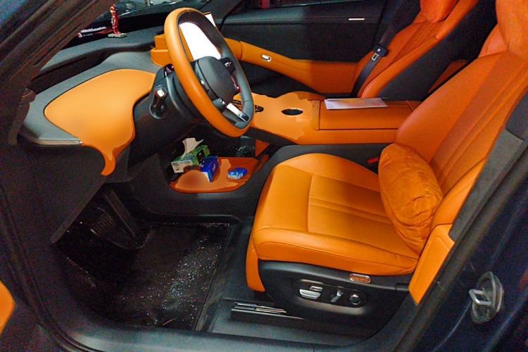 Used Xiaomi Auto YU7 2025 Ultra-Long Range Rear-Wheel Drive Version Left Front Seat
