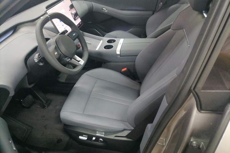 Used Xiaomi Auto YU7 2025 Ultra-Long Range High-Performance All-Wheel-Drive Max Edition Left Front Seat