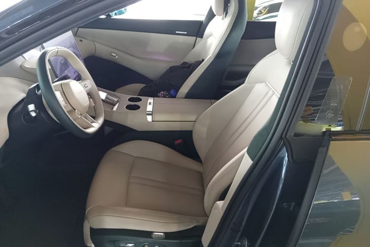 Used Xiaomi Auto YU7 2025 Ultra-Long Range High-Performance All-Wheel-Drive Max Edition Left Front Seat