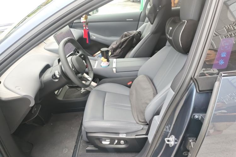 Used Xiaomi Auto YU7 2025 Ultra-Long Range Rear-Wheel Drive Version Left Front Seat